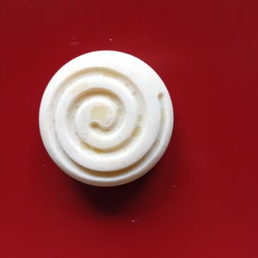 O ∞ Δ (Peelingseife mit Sand) „Spirale“